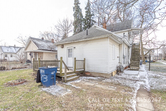 Building Photo - 603 Milton St Unit 2