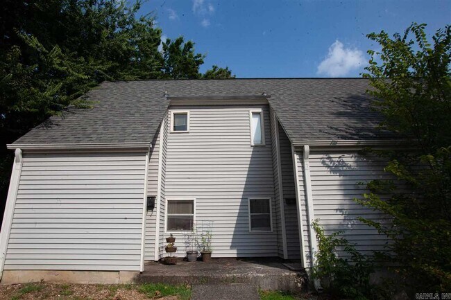 Photo - 1920 Kavanaugh Blvd Unidad 2