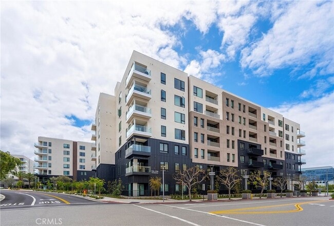 Building Photo - 3211 Rivington