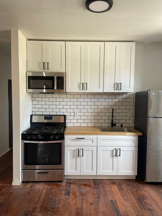 Photo - 3201 Cecil B Moore Ave Unit 3rd Floor