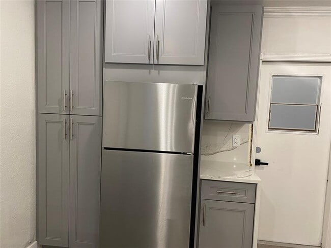 Photo - 7700 Northwest 33rd Street