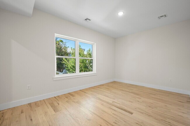 Photo - 56 2nd St Unit 2nd floor