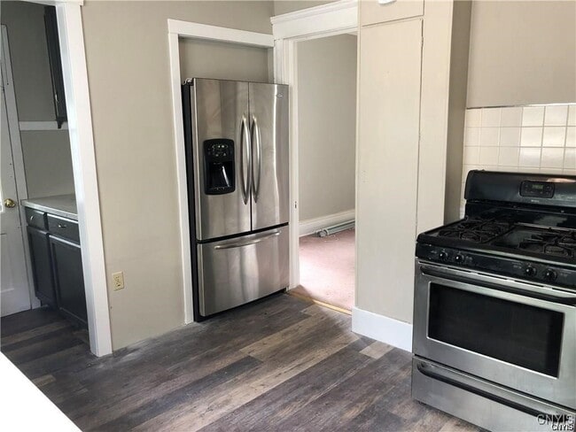 Photo - 139 Strong Ave