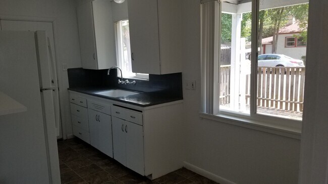 Photo - 2 BEDROOM DUPLEX-across the street from UC Davis