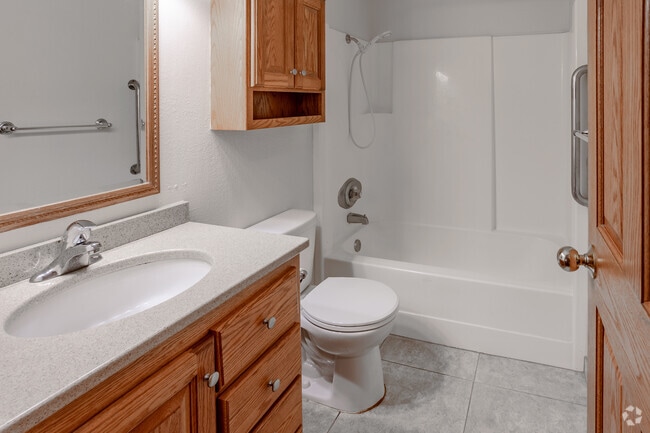 2BR, 1BA
