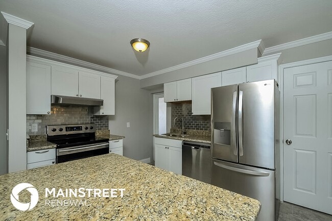 2520 Ave A SW