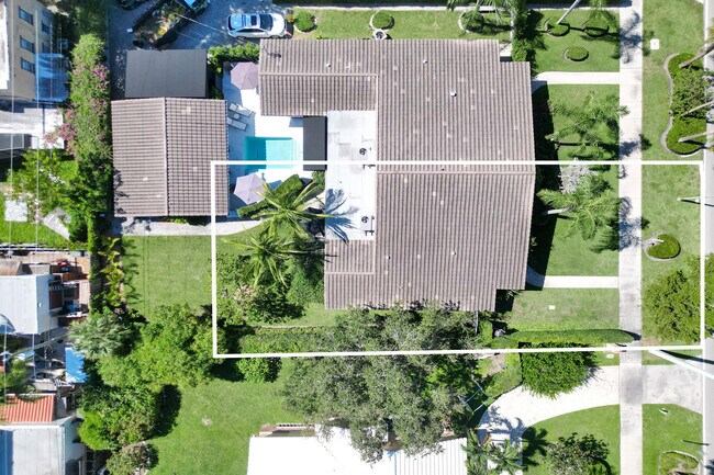 Photo - 221 N Swinton Ave