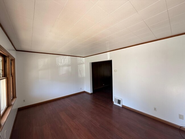 Photo - 9906 Zimmer Ave