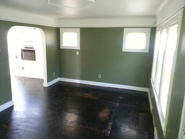 Photo - Awesome 3 bedroom Eastpointe Stunner