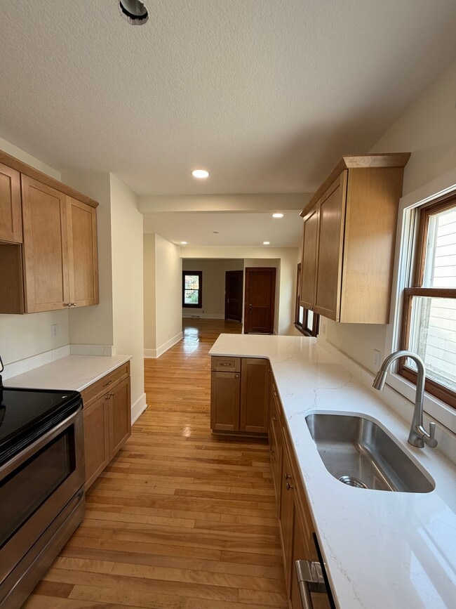 Photo - 730 1st St NW Unit Main