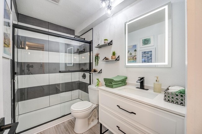 Fusion Warner Center - Baño - Fusion Warner Center