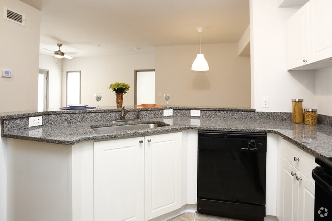 Highland View Apartments