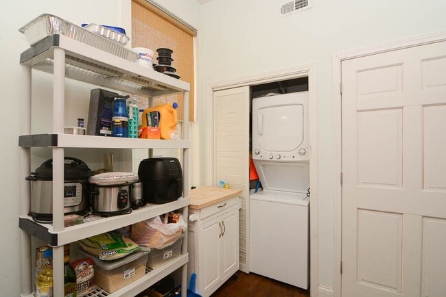 Photo - 2347 W 24th Pl Unit R2