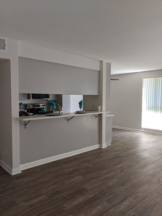 Summit Apartments