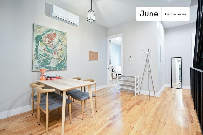 Photo - Trendy Private ROOM in Bedford-Stuyvesant Unidad 2