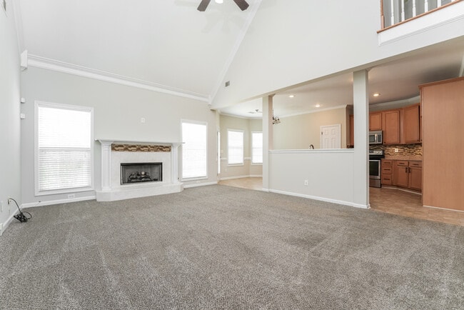 Photo - 2508 Oak Creek Ln