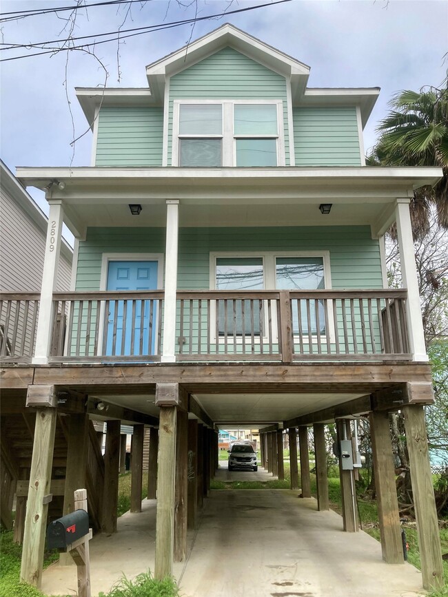 Building Photo - 2809 Winnie St