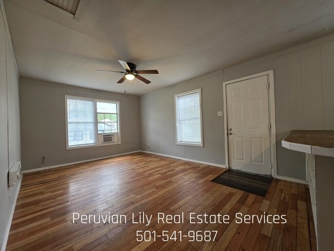 Photo - 210.5 N Monroe St