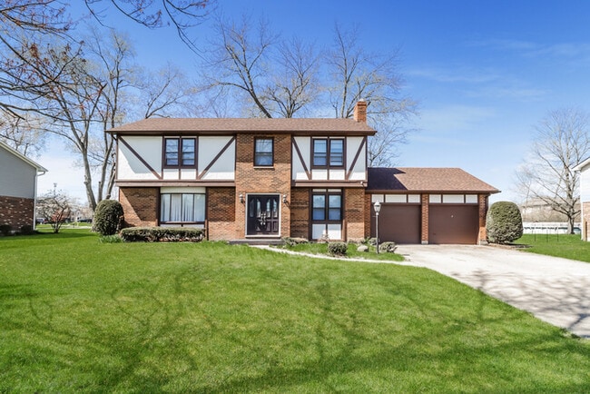 Building Photo - 3841 Hollybrook Dr Rental