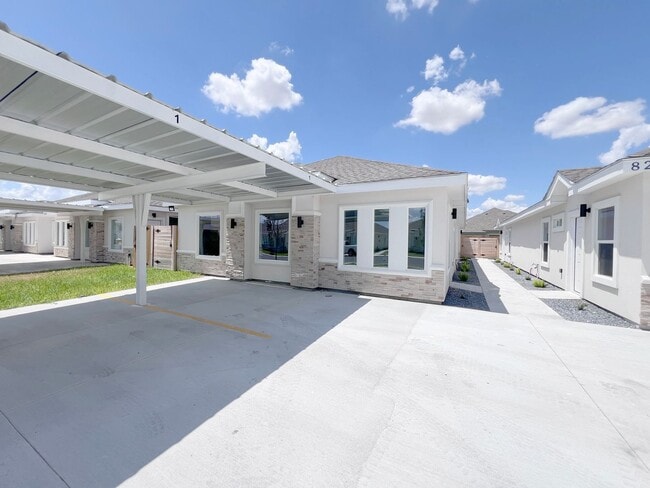 Building Photo - SUPER LOW PRICED - Brand New 3bed/2bath Ap... Rental