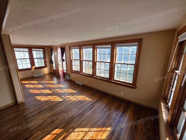 Photo - Remodeled 3 bedroom 1 bathroom house