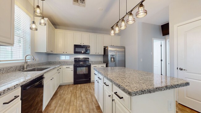 Photo - GREAT LOCATION MESA SOUTH OF THE 60