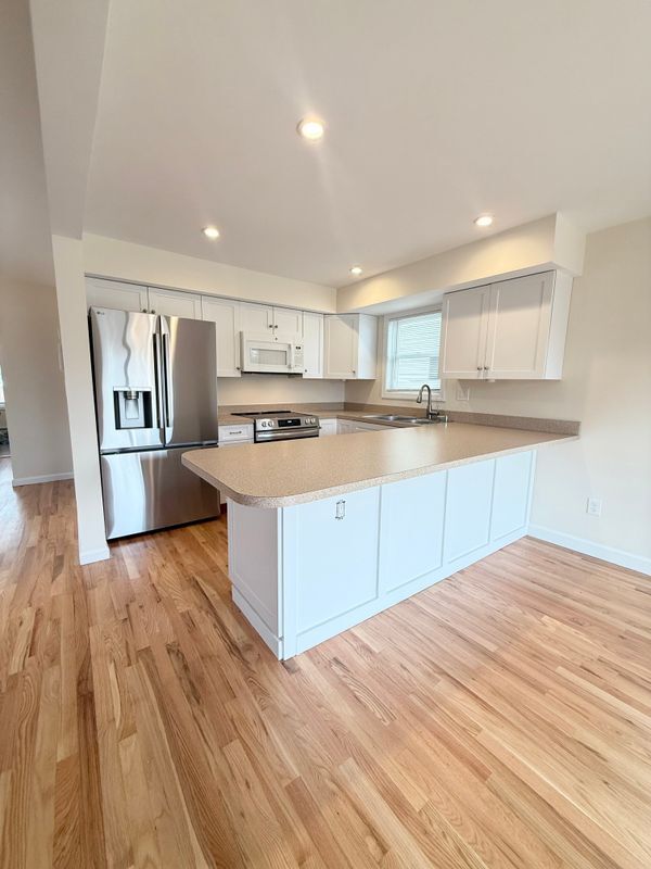 Photo - 2735 Beaver Turn