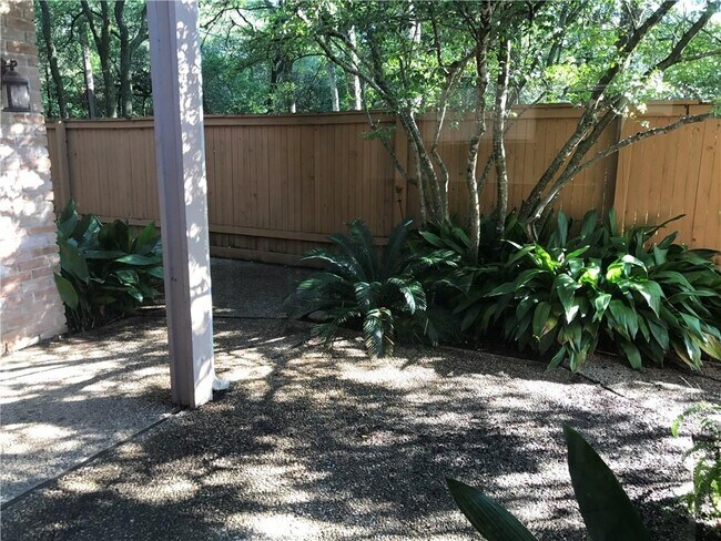 Photo - 7922 Ridgeline N