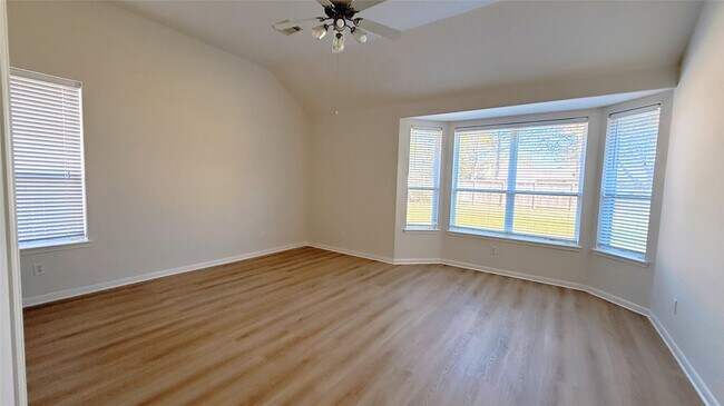 Photo - 8610 Rising Oak Ln