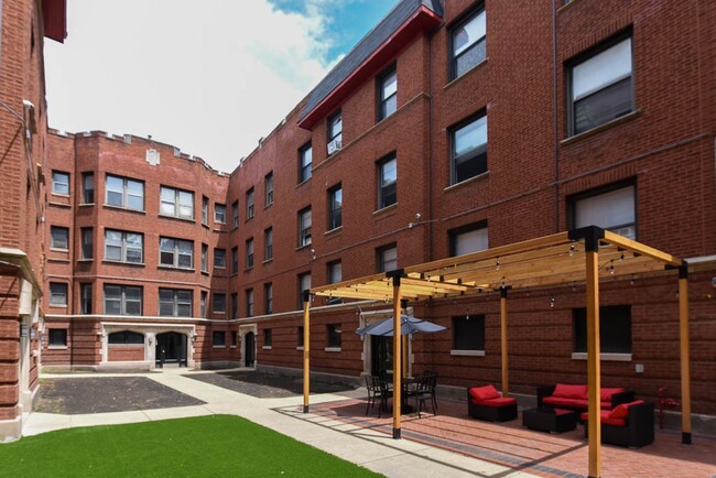 Photo - 1704 W Juneway Terrace Unidad E2 Rental