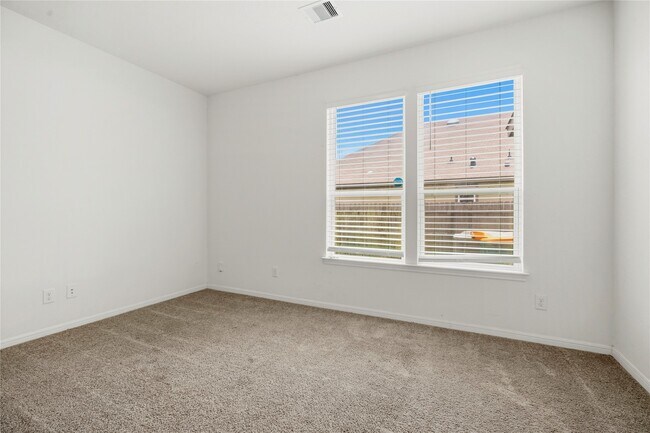 Photo - 1228 Painted Bunting Dr