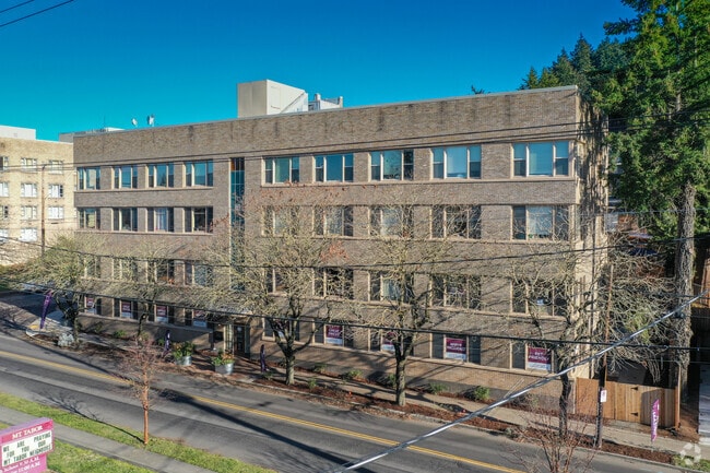 Tabor Commons