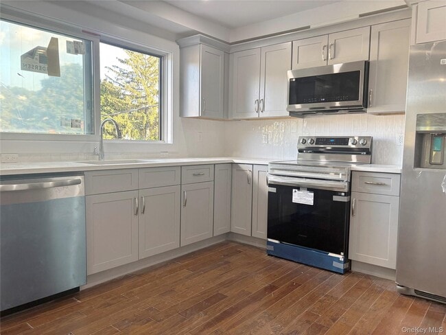 Photo - 15 Baylis Ct