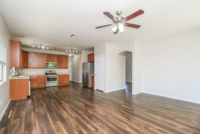 Photo - 41291 N Cambria Dr