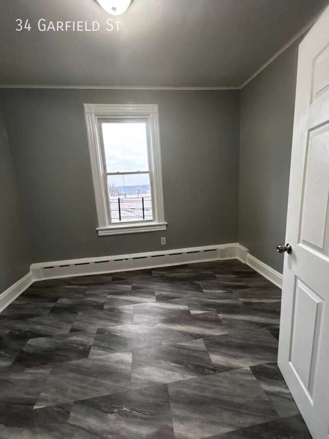 Photo - 34 Garfield St