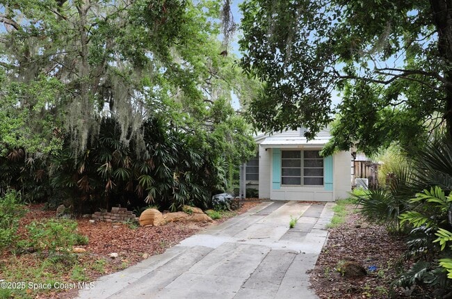 Photo - 21 N Fernwood Dr House