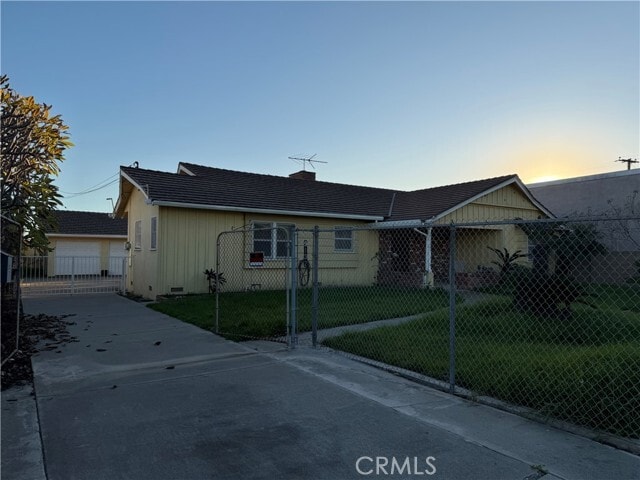 Building Photo - 9132 Hazard Ave