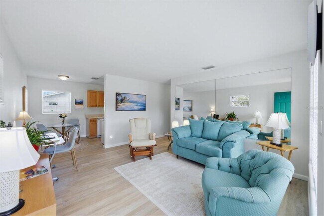 Photo - 723 S Brink Ave