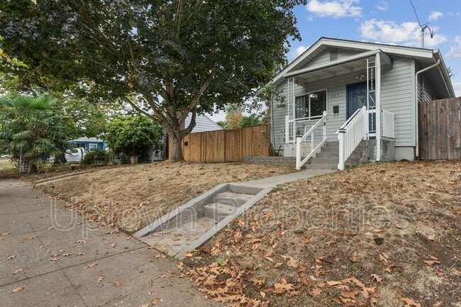 Photo - 927 N Watts St