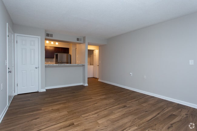 1BR, 1BA - 689