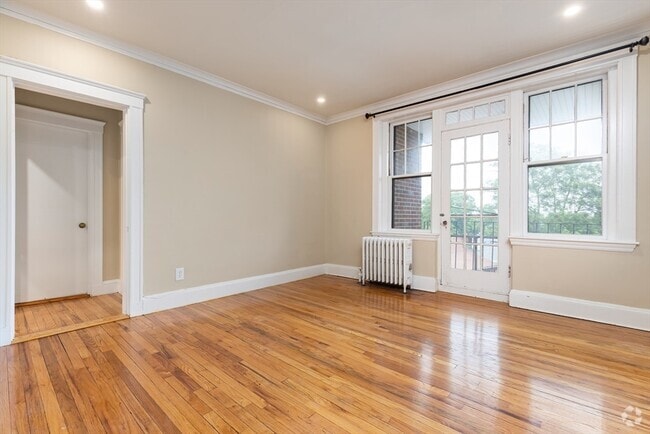 Building Photo - 2035 Commonwealth Ave Rental