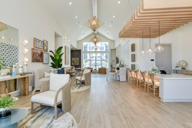 Building Photo - Alta Westover Hills Rental