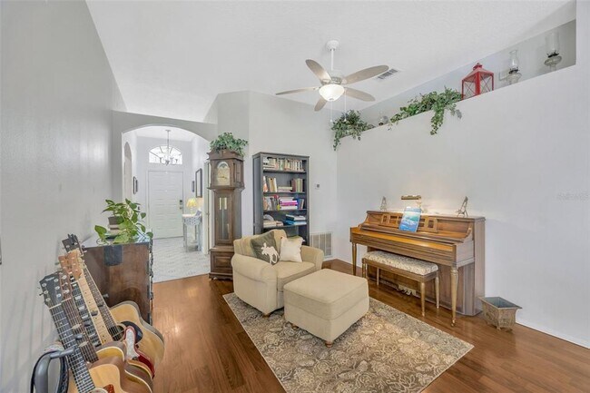 Photo - 416 Henderson Ave