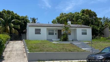 Building Photo - 3808 Westview Ave