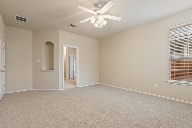 Photo - 10905 Pratt Ln