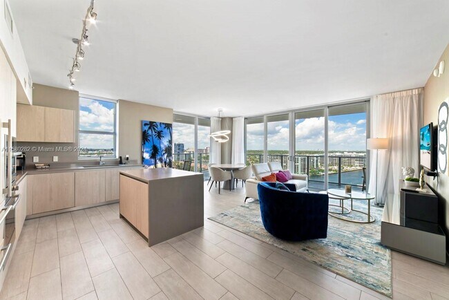 Building Photo - 4010 S Ocean Dr Unit R1102 Rental