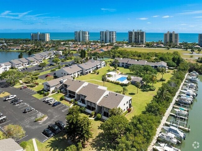 Building Photo - 3216 S Lakeview Cir Unit 5-202 Rental