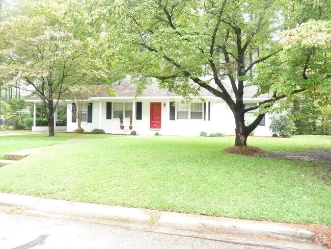 Building Photo - Great location....near everything! Rental