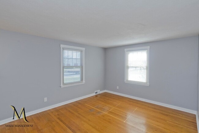 Photo - 3 Bedroom Single Family Home in East Forest Park Springfield, MA!