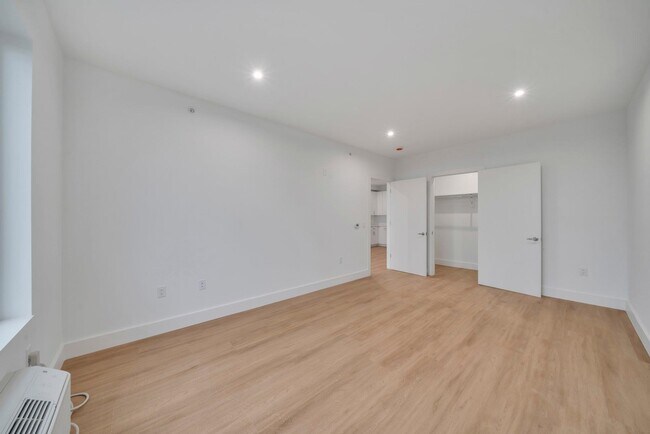 Photo - 3309 Liberty Ave Unit 408